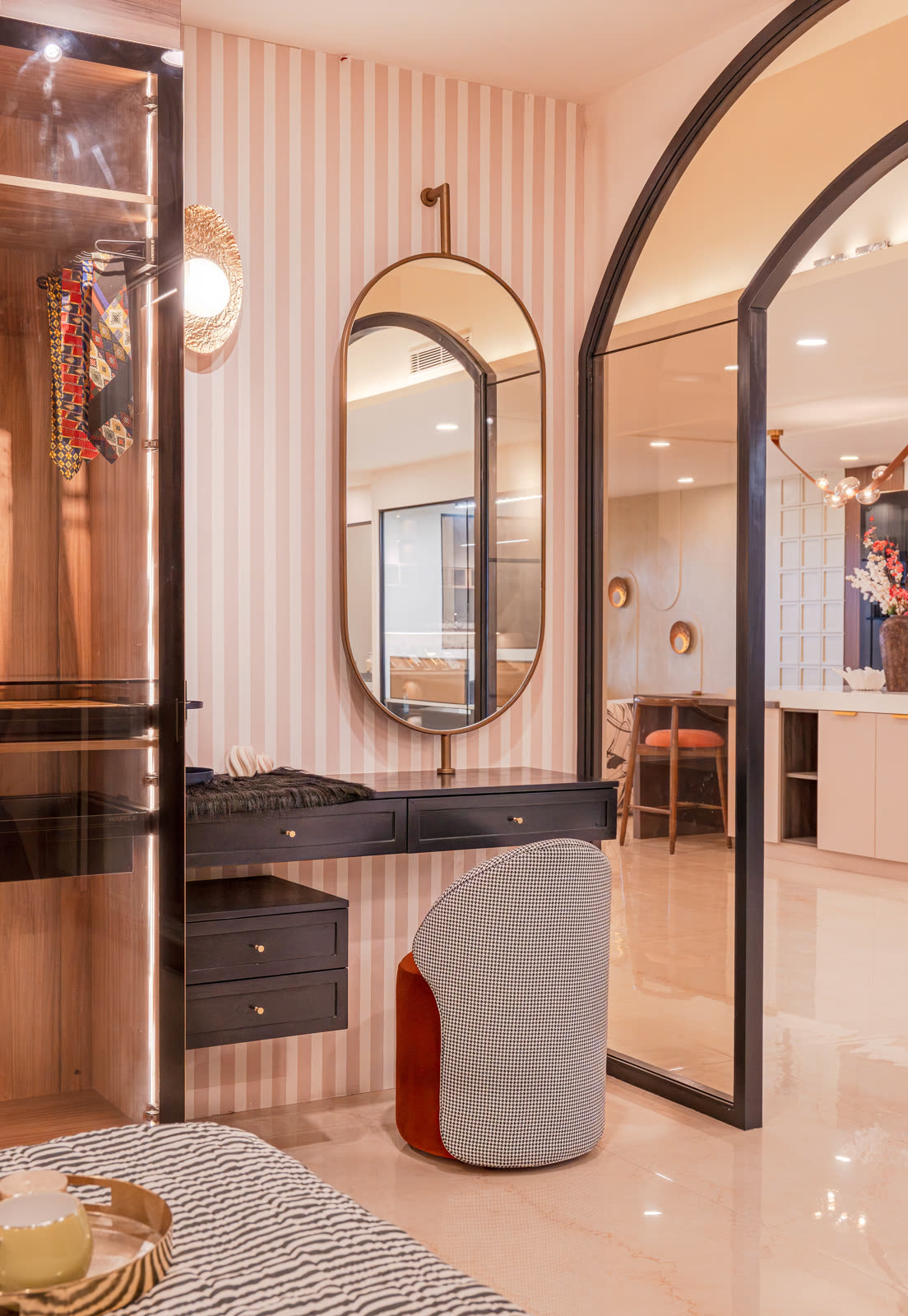 Beige Experience Centre — Dresser & Vanity — Arch mirror · black veneer